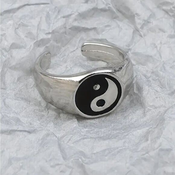 Retro Style Harmony Symbol Alloy Fashion Accessories Adjustable Ring - Picture 6 of 10
